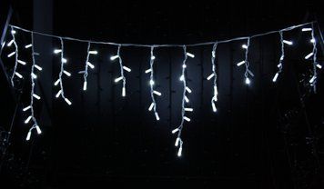 Гірлянда вулична бахрома LUMION 90Led 2x0,5m 230V&nbsp;білий холодний/білий мерехтить 9LED IP44 EN 2043-DE фото